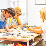 DELAVNICA Ročno grajenje glinenih oblik: Izdelaj si set za svojo jed / WORKSHOP Handbuilding: Make Your Favourite Set