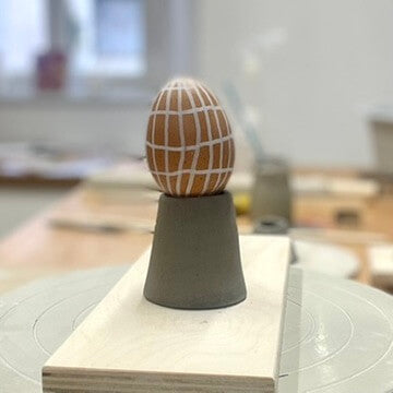 VELIKONOČNA DELAVNICA Podstavki za pirhe - oblike iz gline / EASTER WORKSHOP Easter Egg holders –  shapes in clay