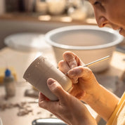 DELAVNICA V DVEH DELIH: Porcelan - skodelica in nakit / TWO-PART WORKSHOP: Porcelain cup & jewellery