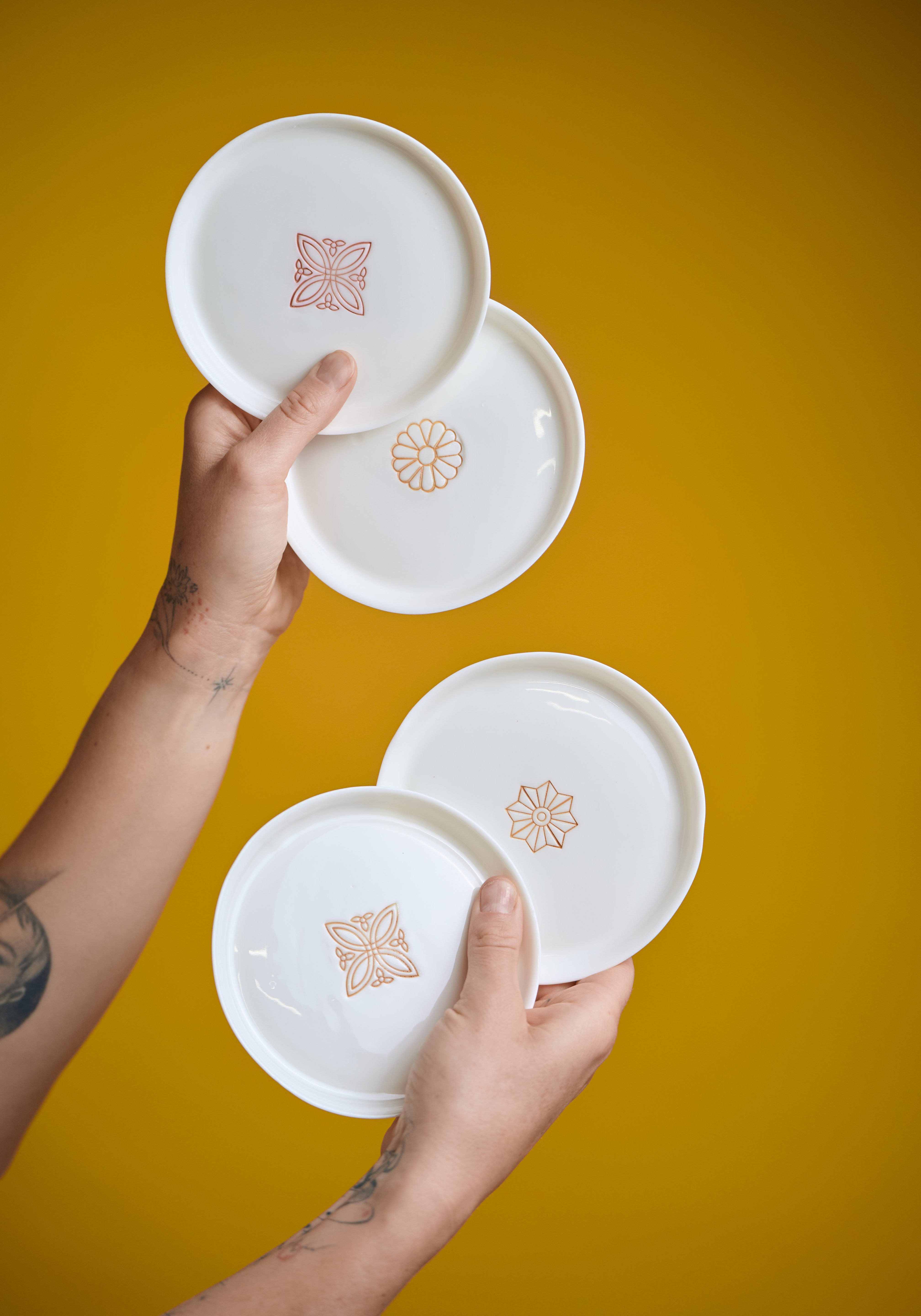MASTERCLASS V TREH DELIH: Od ateljeja do mize, PORCELAN // MASTERCLASS IN THREE PARTS: From Studio to Table, PORCELAIN