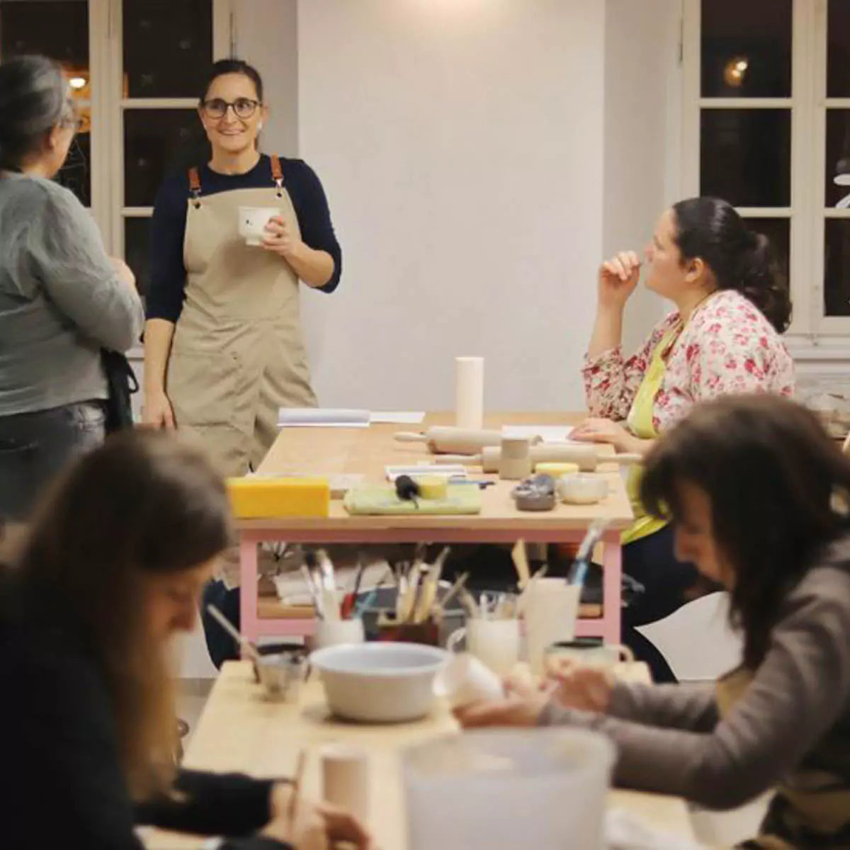 Izdelaj si skodelico s čisto svojim ročajem s krožnikom ali dva domišljiska svečnika / Make a mug with your very own handle or two candle holders