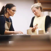 Izdelaj si skodelico s čisto svojim ročajem s krožnikom ali dva domišljiska svečnika / Make a mug with your very own handle or two candle holders